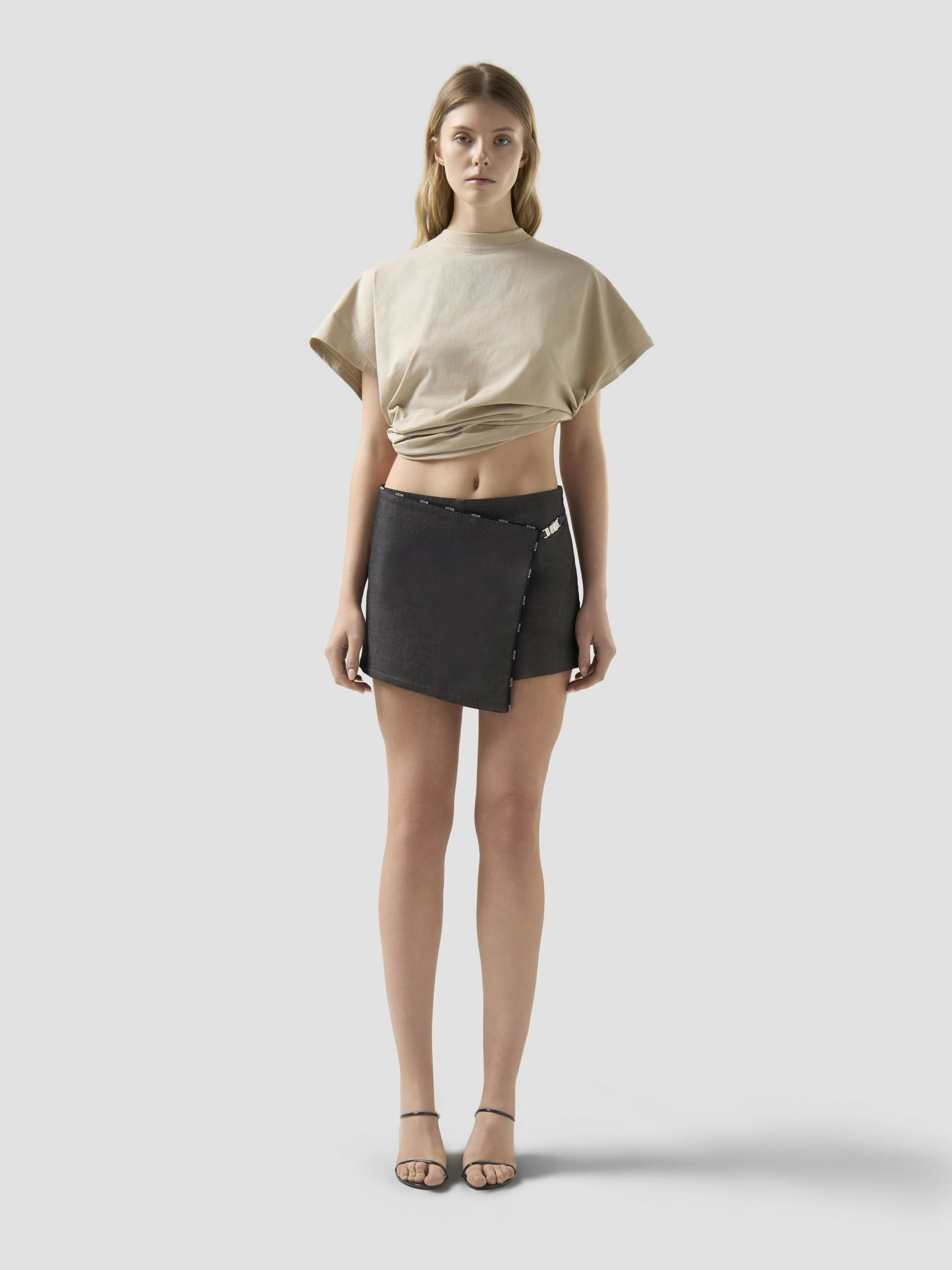 Skort asimmetrico con profilo logato - Image 2