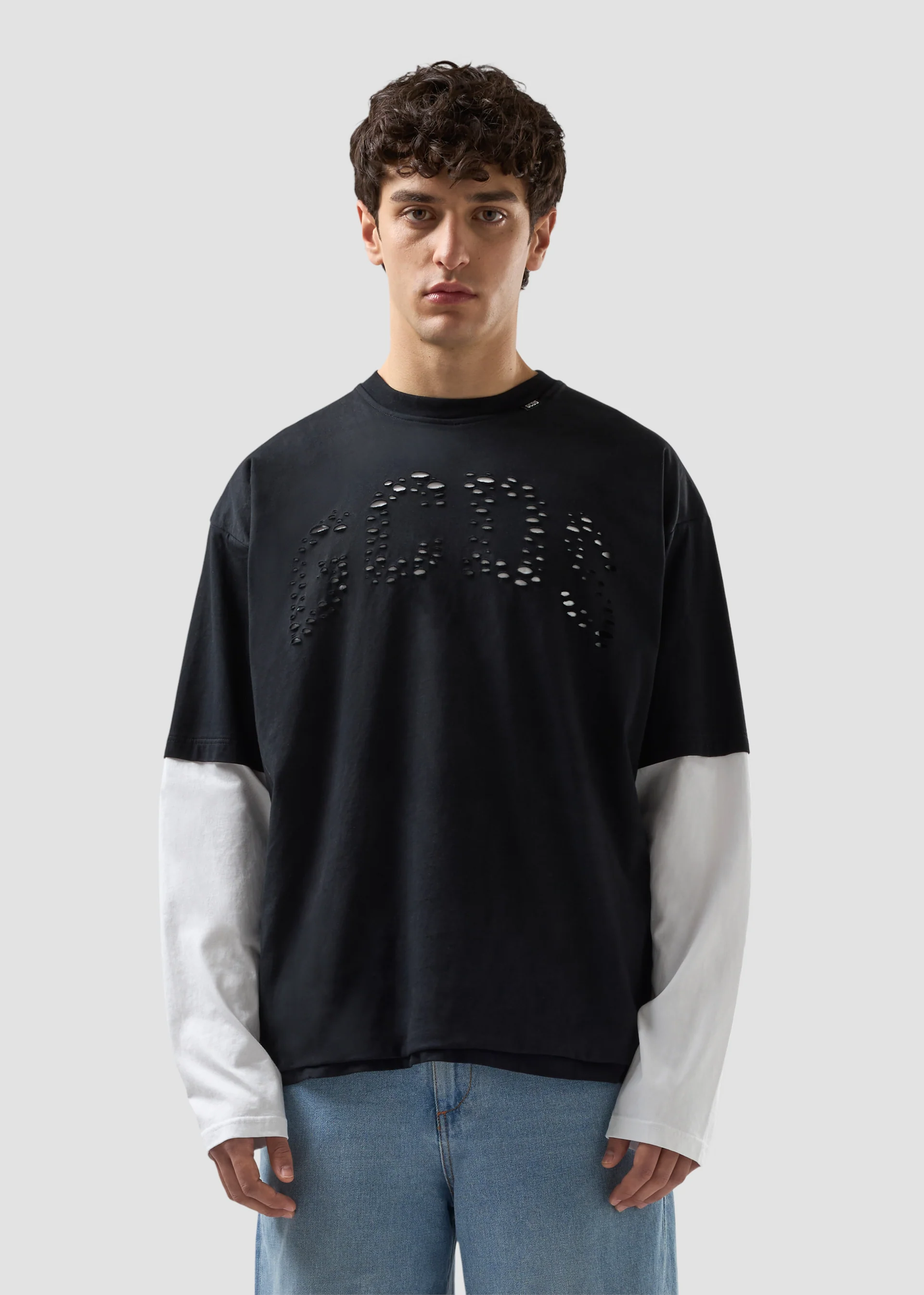 T-shirt over con logo traforato - Image 3