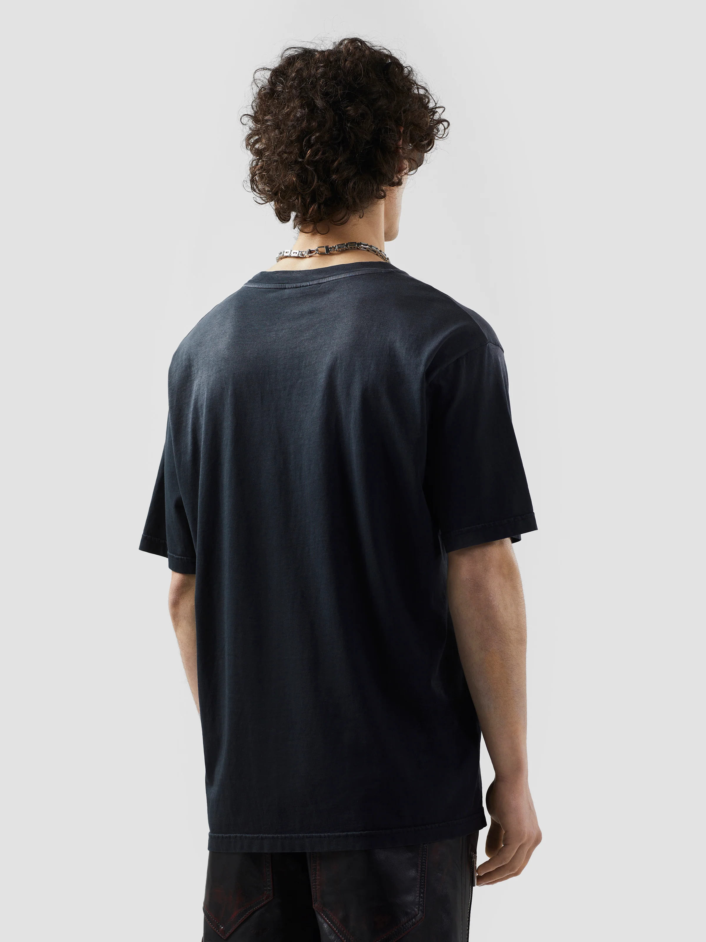 T-shirt oversize con farfalle - Image 5