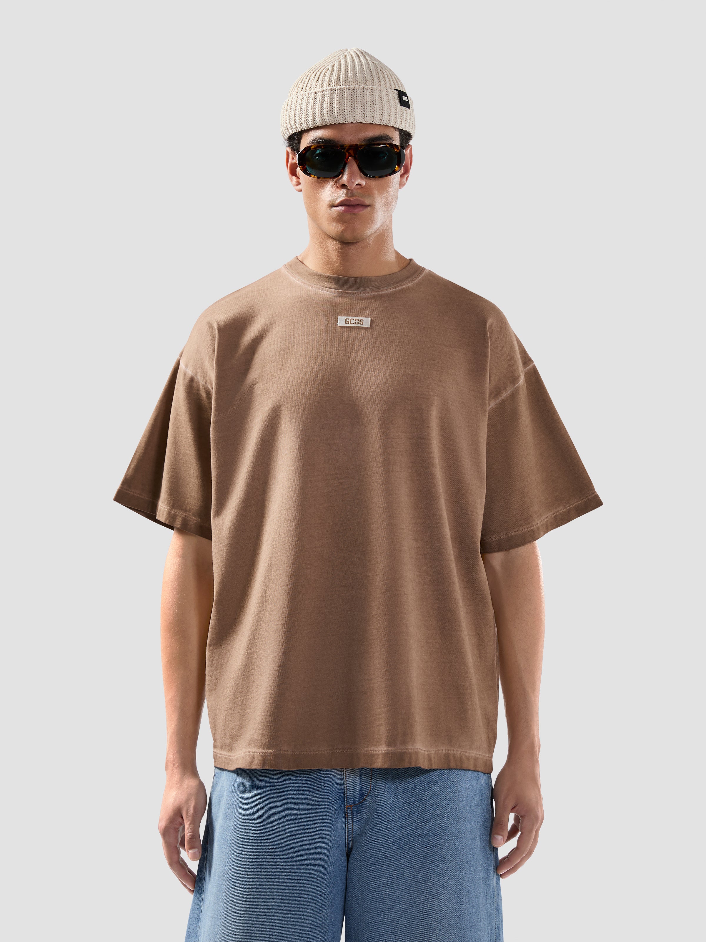 T-shirt solarizzata logo patch - Image 3